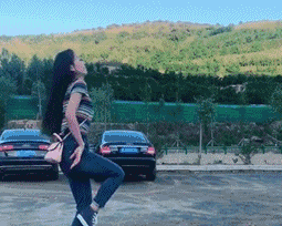 搞笑gif妈妈没有警告过你吗不要轻易走出这种步伐