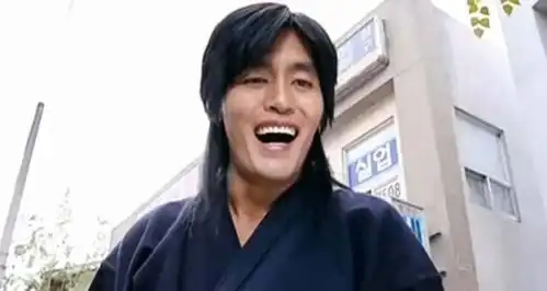 她是女神沈佳宜,神似钟楚红却因表情包被黑,现在真不敢嘲讽她了