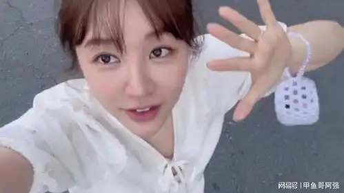 嘟嘴表情包可爱小朋友自