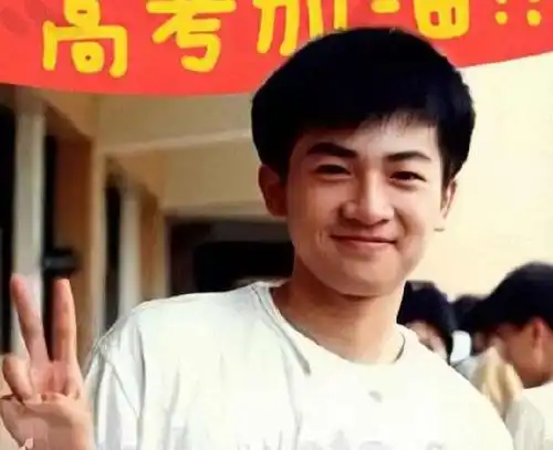 经历6次觉醒时刻,50岁的苏有朋,终活成了人间清醒