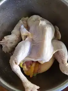 8月这菜便宜不稀罕,晒干了冬季烧肉,个个抢着吃,比肉还好吃