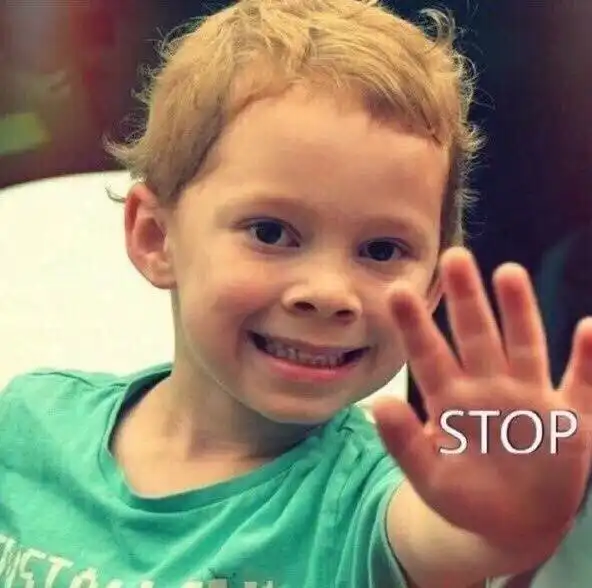 假笑男孩表情包合集对不起,我在学习