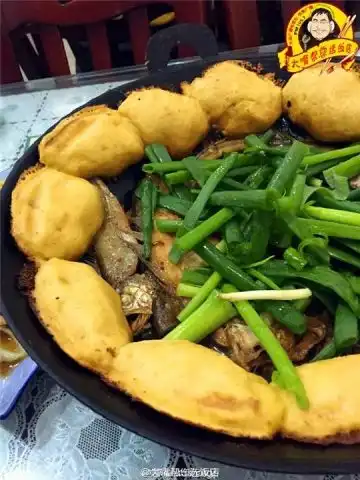 烟火人间,不光有蓝天白云,再来场逛吃逛吃的旅行