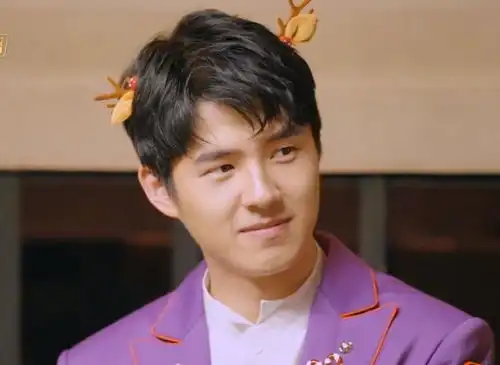 突然,我就不期待明星大侦探了