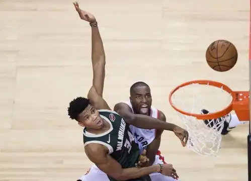 猛龙黑白魔兽制约雄鹿1星4射伦纳德腾出手对决字母哥