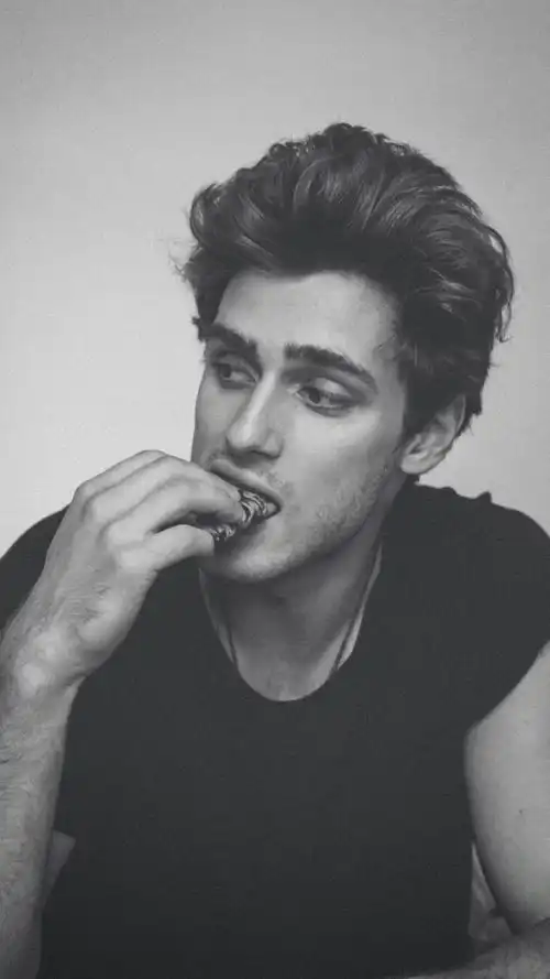 壁纸等风来,也等你