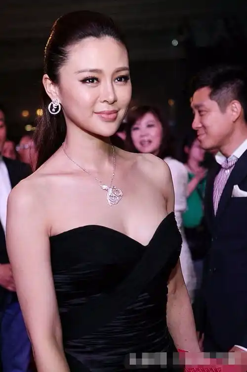 佟大为妻子关悦近照曝光,原来他每天面对的是这样的关悦