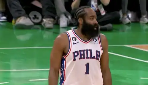 费城解体在即老里弗斯双手掩面登帝赛后零交流恩比德与绿军热聊