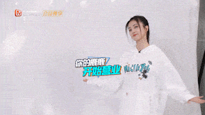 快本超时营业中3赵露思爆笑copy萌宠表情包,成毅单眼连环wink帅气来袭