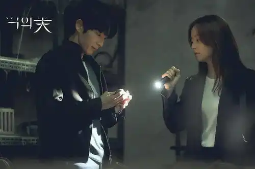 豆瓣9.1,预定今年最强悬疑韩剧