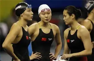 被嫌弃胸小傅园慧表情包回复再大都勒平换身衣服刘翔看后直尴尬