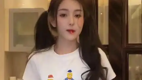 打开你的表情包第一个就是你现在的心情越南鼓版冰河时代舞