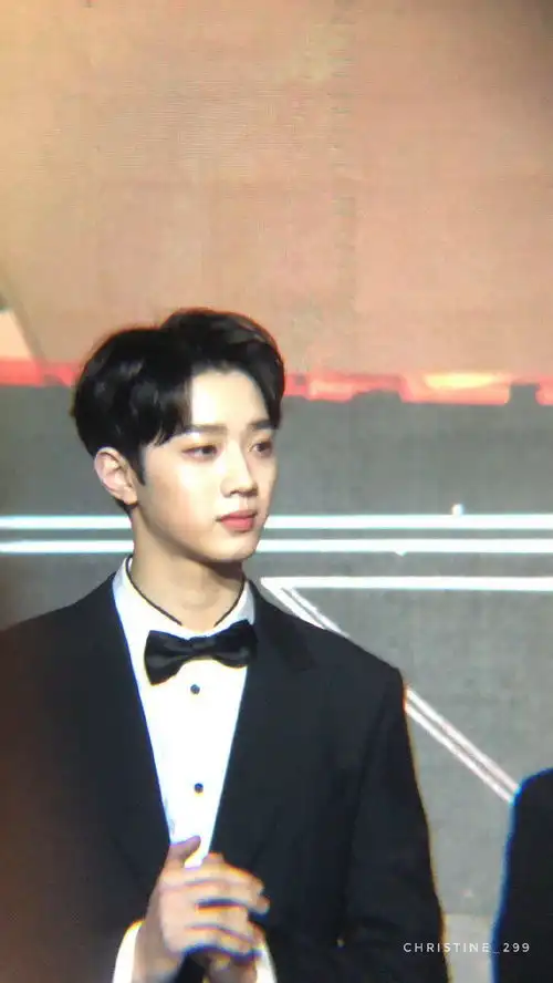 赖冠霖有哪些出圈神图