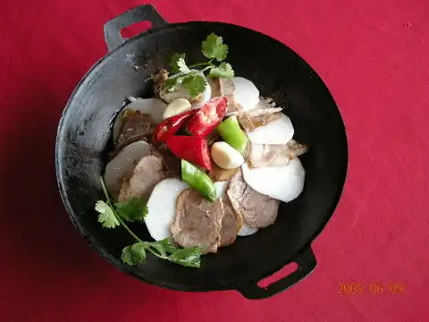 铁锅炖牛肉,摄影素材,汇图网