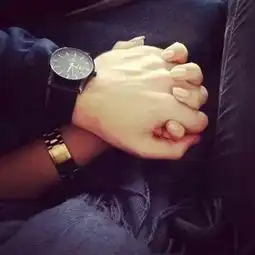 拉拉小手秀恩爱,这一招可真厉害