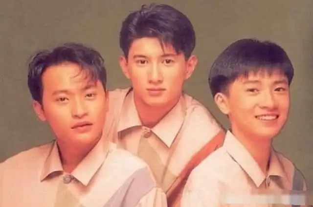 吴奇隆要当爹了,苏有朋发微博要当三叔了,而陈志朋呢