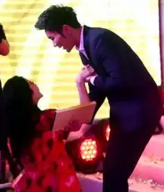 摔倒表情包李晨