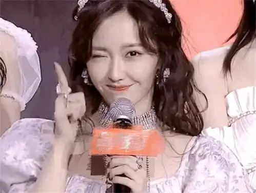 眨眼wink表情包gif误用