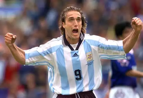 世界足坛的那些无对抗受伤大罗领衔,梅西在列,巴蒂痛失冠军