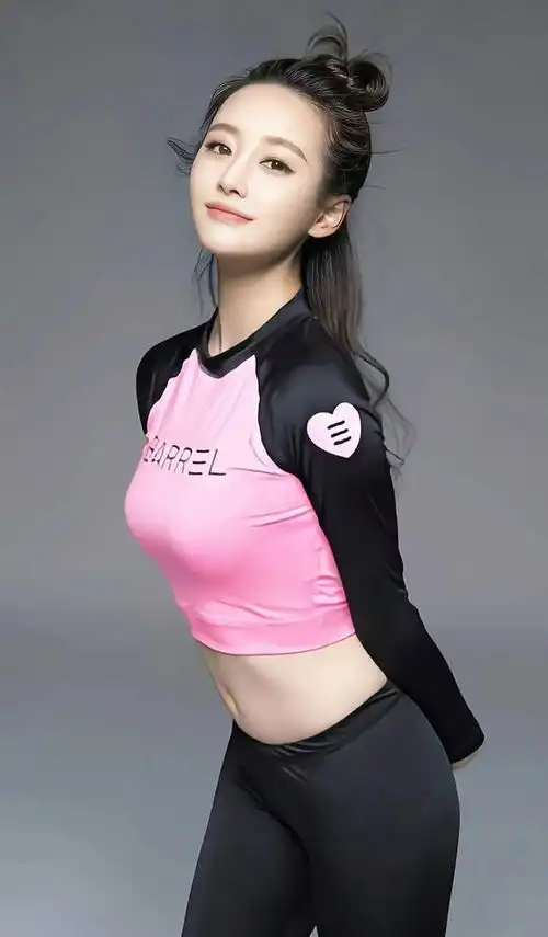 李纯,和王鸥好像呀