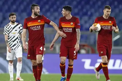 穆帅我想先跑了罗马4防1被打穿无人盯曼联这巨星,又一天团