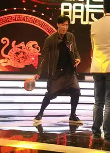 辣眼睛刘翔cos美少女战士自己都看不下去