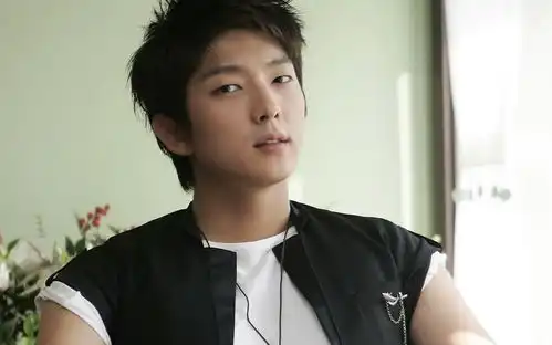 李俊基最新照片