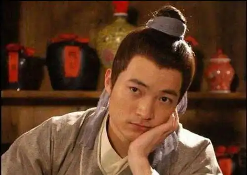 43岁喻恩泰被曝揩油多位女星,娶小10岁美女主播,如今人设崩塌