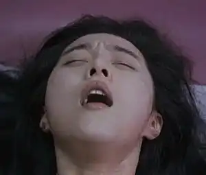 演员甘露曾否认出演苹果中范冰冰激情戏替身,其实真相佟大为早已说漏嘴