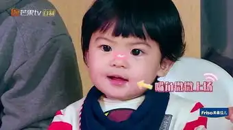 bo妞小吃货,被套路后学机智,再不给妈妈吃东西,偷笑小模样太萌