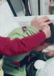 哈哈哈哈这酸爽只有经历过的人才能懂