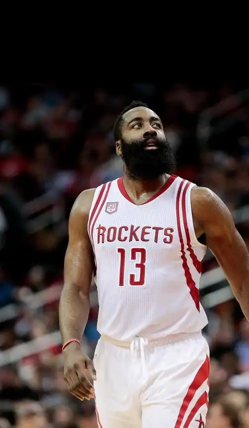 有种哈登下赛季当快船当老大的预感,假如乔治走,哈登会留快船