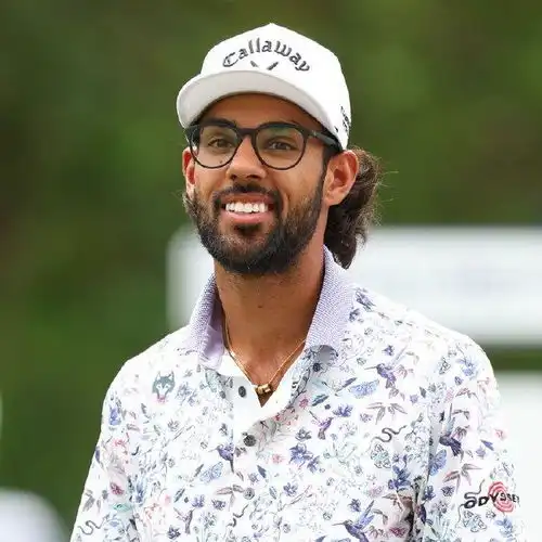 德州公开赛次轮巴蒂亚领先5杆小麦第5袁也淳晋级