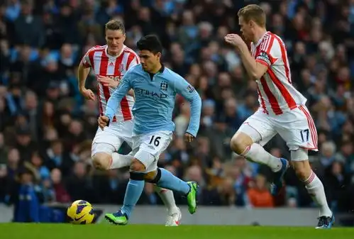 曼城宣布阿奎罗新赛季披10号佩帅暗指还有豪购