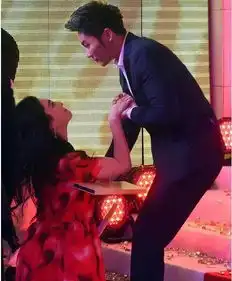 遮肉是很厉害,但穿成这样,范冰冰就不怕摔个狗啃翔