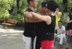 搞笑gif别说了都是泪这种事我也遇到过