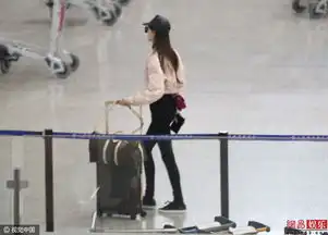 虐狗唐嫣罗晋手牵手穿情侣鞋秀恩爱