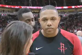 哈登翻白眼表情包哈登