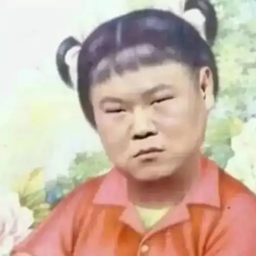 岳云鹏搞笑头像带头巾