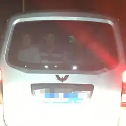 这里有一家包小姐的店铺