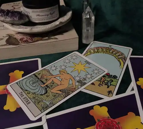 新手该如何选择第一幅塔罗牌,塔罗牌怎么入门,塔罗占卜难不难学