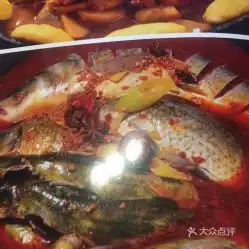 大铁锅东北菜的铁锅炖杂鱼好不好吃用户评价口味怎么样上海美食铁锅炖杂鱼实拍图片大众点评