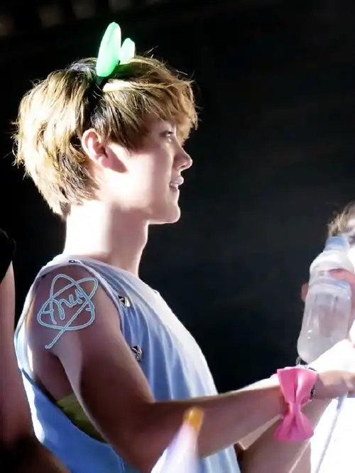 五年前的米奇鹿,是个表情萌萌的小可爱啊