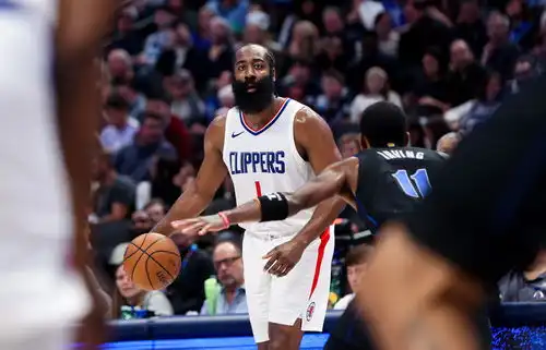 欧文说防守哈登球迷眼里不只有得分