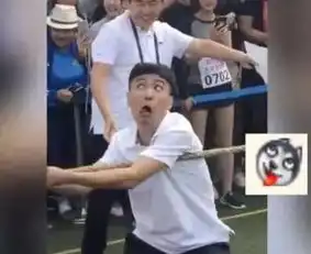 他有颜有才,却靠表情包征服世界