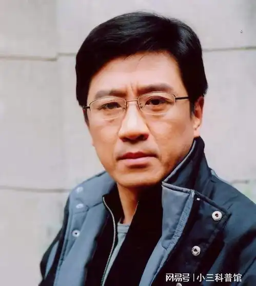 影帝丁勇岱为何结婚几十年零绯闻看看妻子的地位就知道了