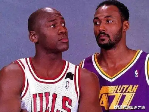 看似硬汉,实则软蛋慈世平打得哈登脸都变形,他活在乔丹阴影下