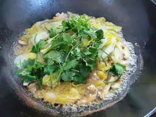 香菇瘦肉烩娃娃菜的做法香菇瘦肉烩娃娃菜怎么做小小多和包子的菜谱