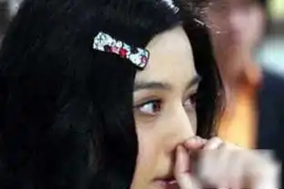 挖鼻孔表情包范冰冰