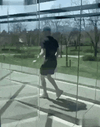 搞笑gif媳妇又偷偷用我的刮胡刀了